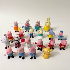 Lot of 20 Peppa Pig Figures Toys